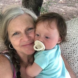 Meet your Posher, Abigail